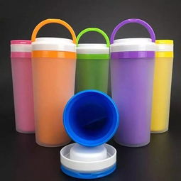 0.99元搶購雙層塑料杯一個,數(shù)量有限,先搶先得