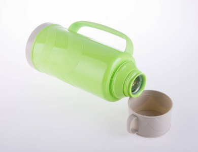 塑料杯 日常便利與環保思考